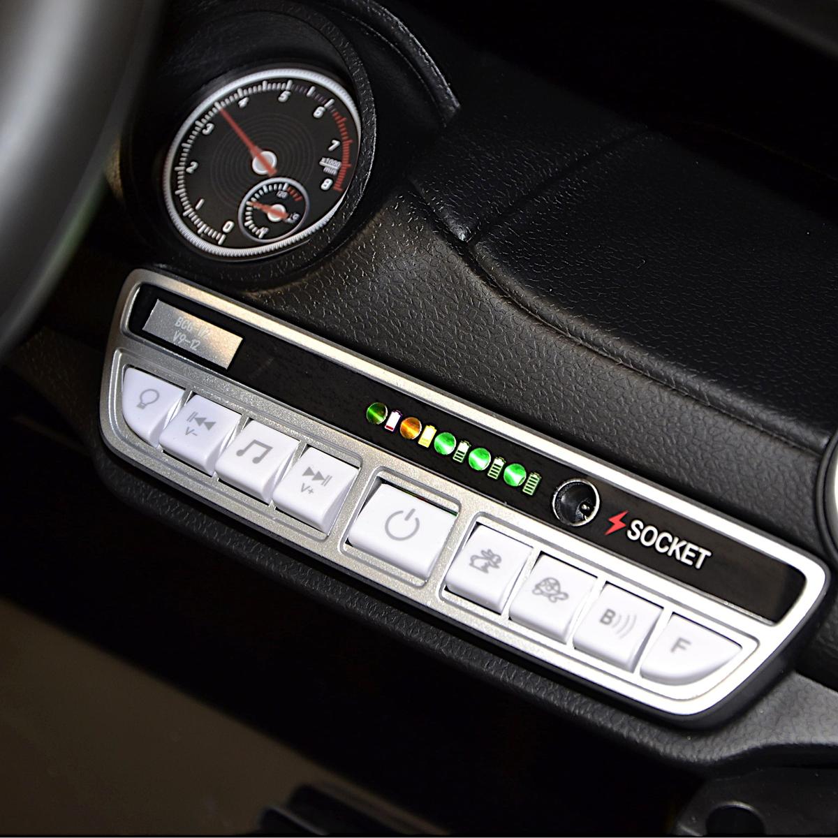 AUTO NA AKUMULÁTOR LICENCE MERCEDES SL S506 1077437